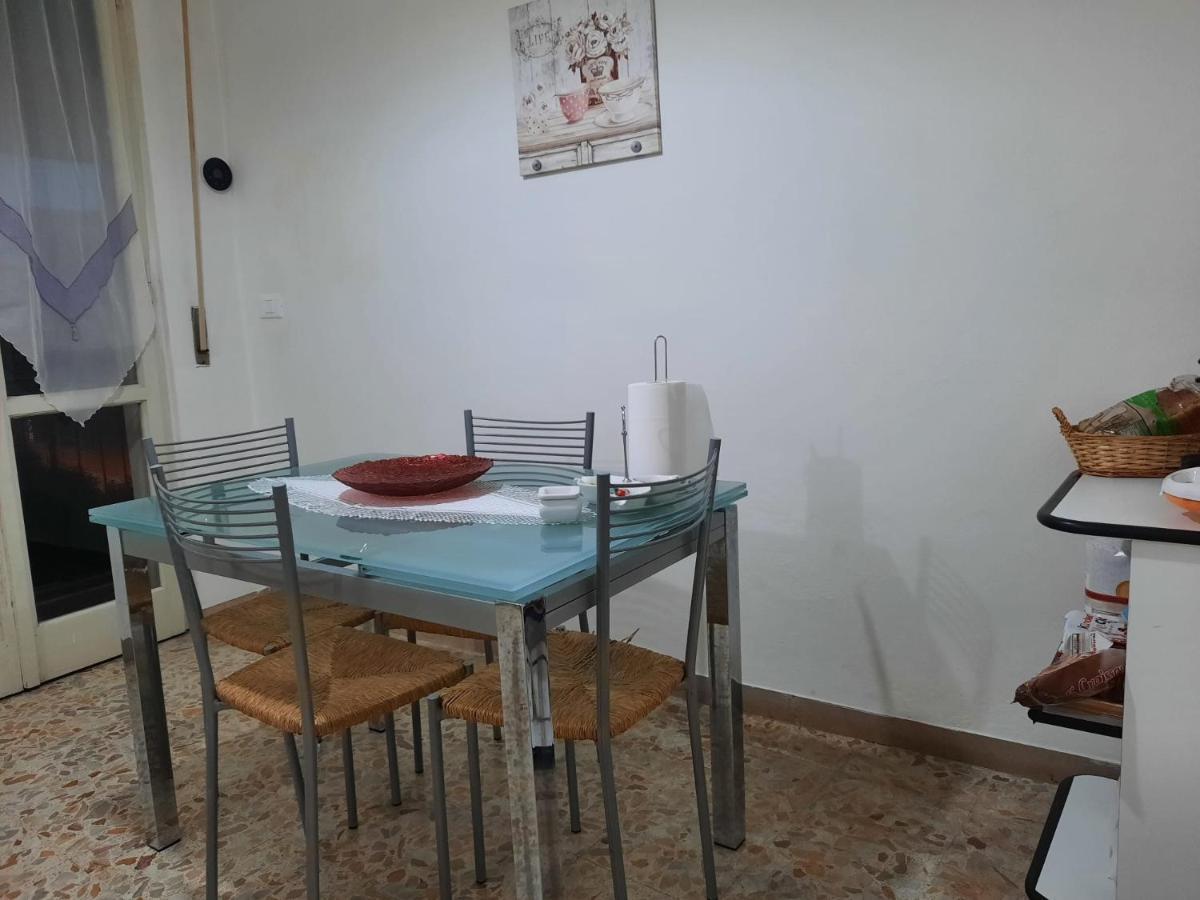 Porta A Mare Station Apartment Pisa Luaran gambar